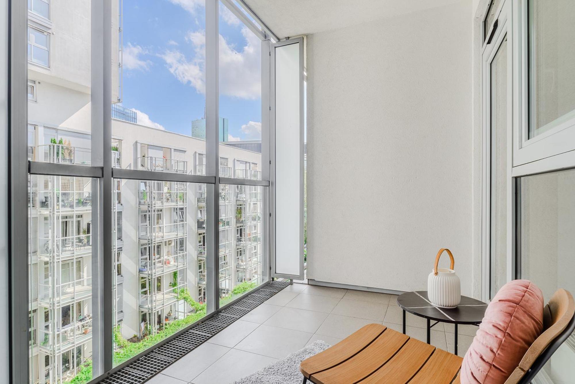 Dworzec Gdanski P&O Apartments Varşovia Exterior foto
