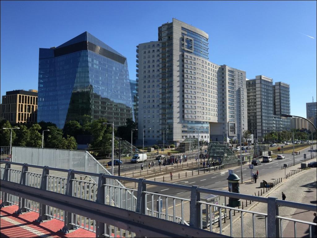 Dworzec Gdanski P&O Apartments Varşovia Exterior foto