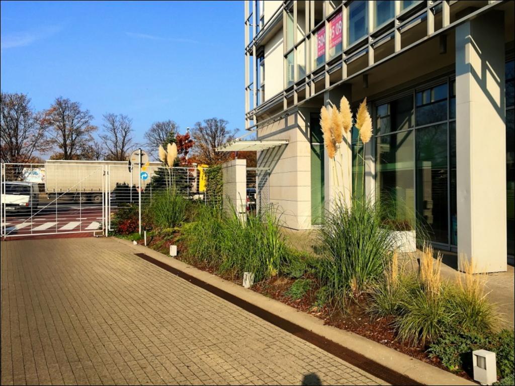 Dworzec Gdanski P&O Apartments Varşovia Exterior foto